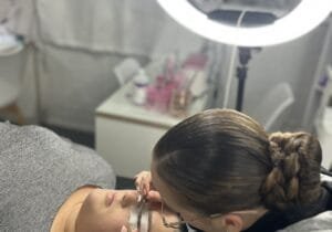 CURSOS DE PESTAÑAS 2026